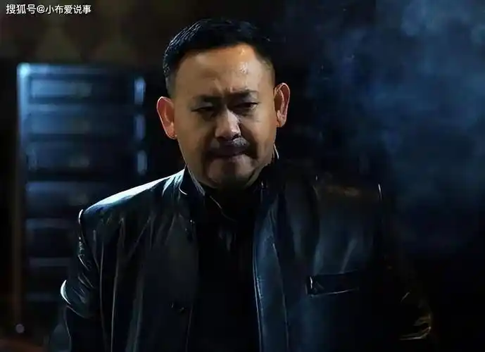 老婆是初恋,女儿是画家,儿子高又壮,家庭和美才是姜武的顶级炫富