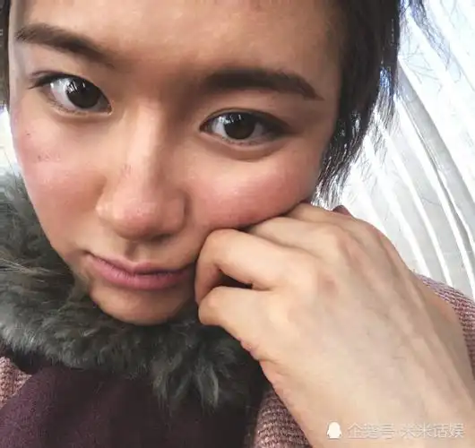 李兰迪首次挑战"高原红妆",近看觉得一般,远看你是哪位小仙女