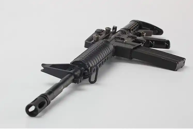 05m4a1步1枪1模型全金属拆卸合金军模铁仿真男孩枪不可发射 沙色 30弹