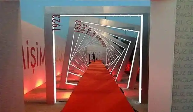 公关活动--创意入场通道|设计-元素谷(osogoo)