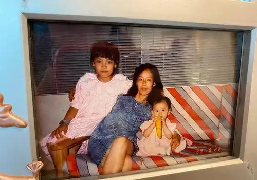 梁洛施的双胞胎儿子一直是她的筹码,她和李泽楷分手原因也被曝光,如何