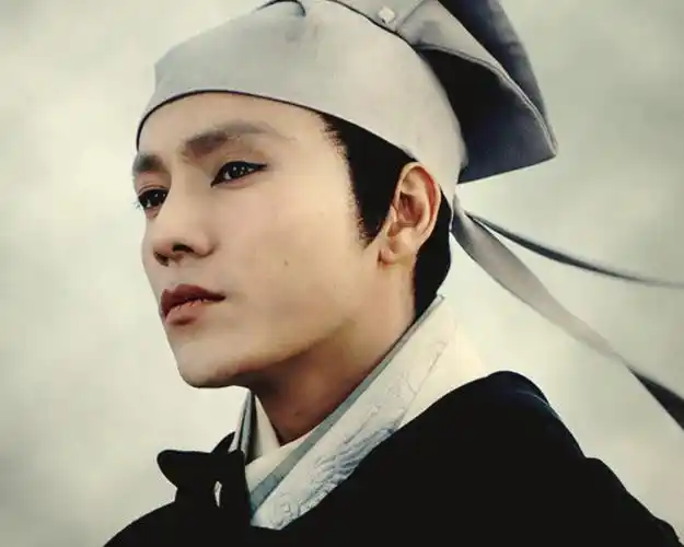 《龙门飞甲》陈坤精神分裂 与三女玩暧昧恋情