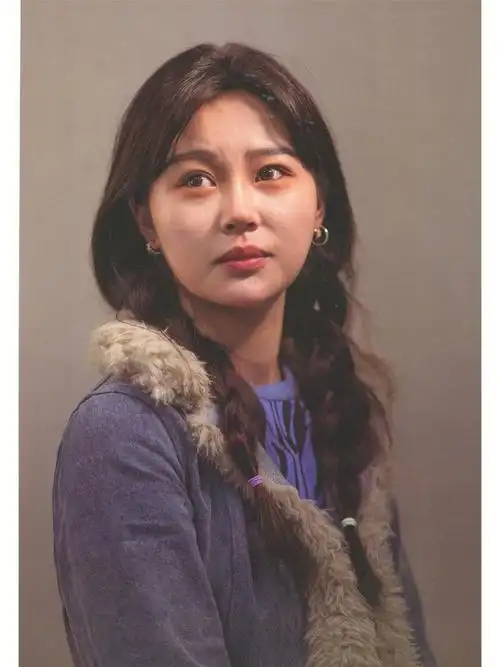 女青年头像照片一组