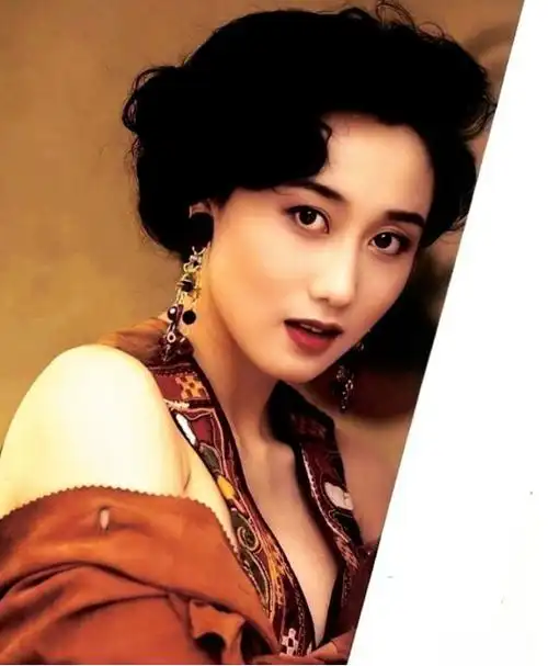 利智不如黄秋燕漂亮,却让李连杰选择了自己_内心_外界_成为了