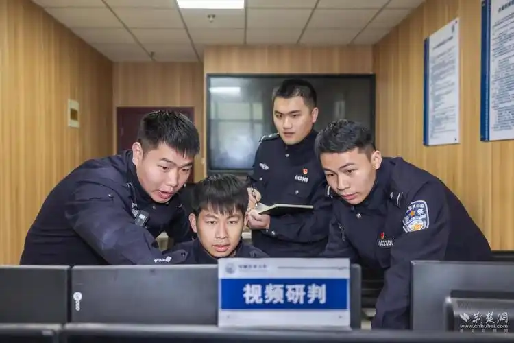 平均年龄23岁 武汉纱帽街派出所有支"95后办案队"