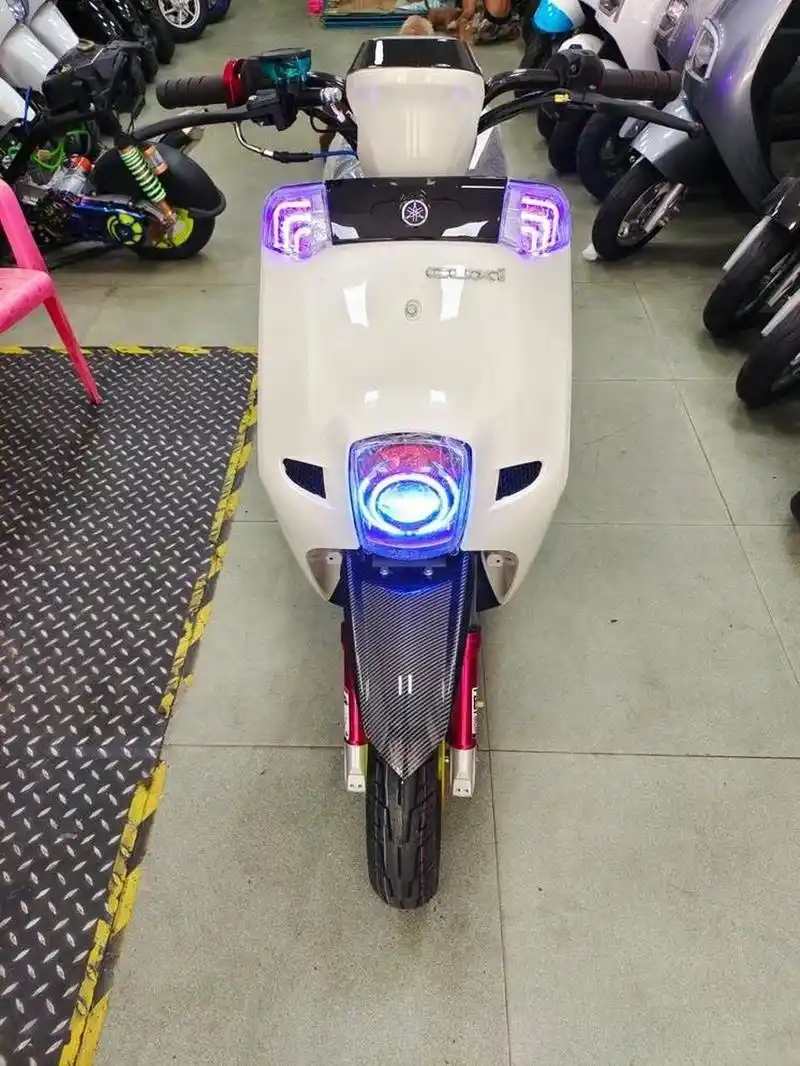 雅马哈酷奇s5踏板车 准新雅马哈酷奇s5!