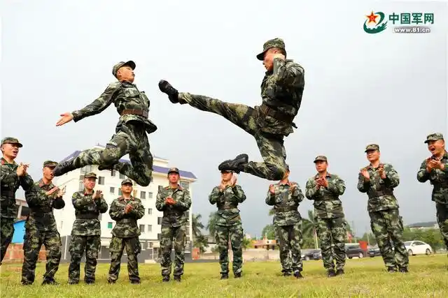 武警广西总队钦州支队这样将军事训练热潮推向高潮