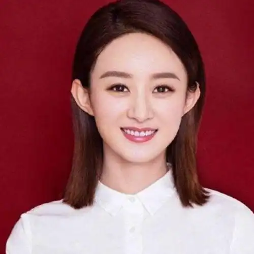 有种"意外"叫明星证件照,赵丽颖甜美治愈,看到任嘉伦想抱走