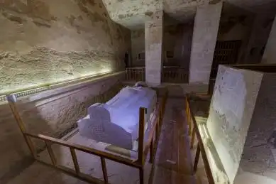 埃及金字塔内部壁画