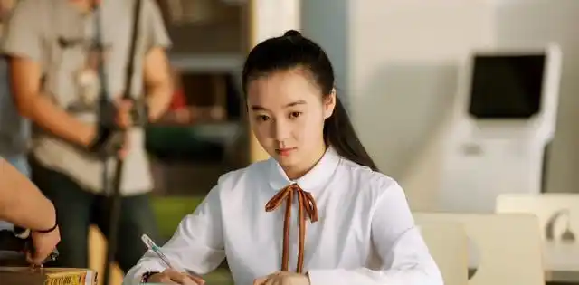 急诊科医生|杨丽晓|演技_新浪新闻