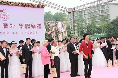 合唱《广外之心》