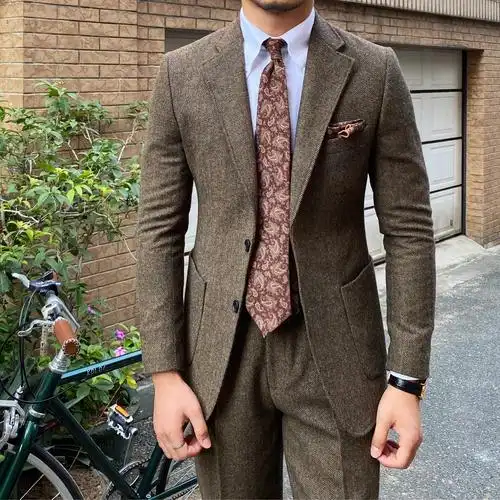 鹿三先生秋冬羊毛呢纯色两件套意式复古西服套装人字纹西装外套男