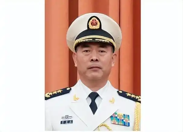 刘青松已任东部战区政委