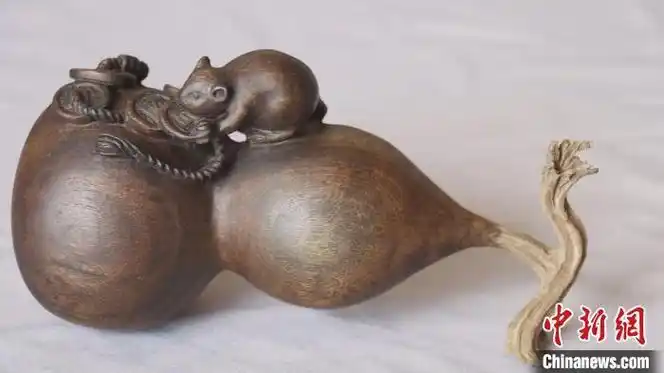 广西木雕艺人:用巧手让朽木"逢春"凤凰网宁波_凤凰网