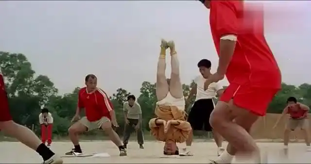 少林足球:周星驰一句"他们都回来了"让人热血沸腾!