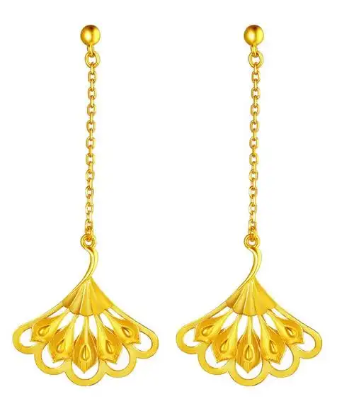 老凤祥:灵羽系列黄金耳饰