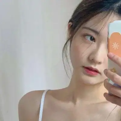 高冷成熟精致女头高清漂亮好看的精致女头像高冷图片