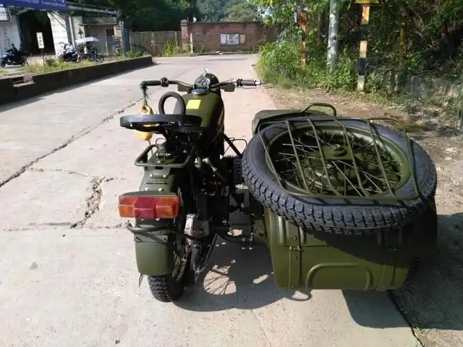 750军挎 挎斗 大排量边三轮摩托车