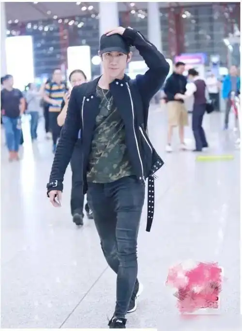 有这三个缺陷的男明星都显矮毛不易邓伦雷佳音都中招