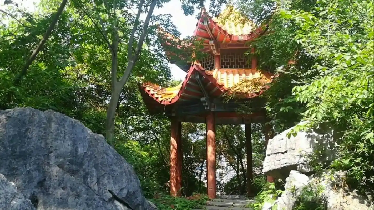 郴州嘉禾的九老峰中的九座山峰