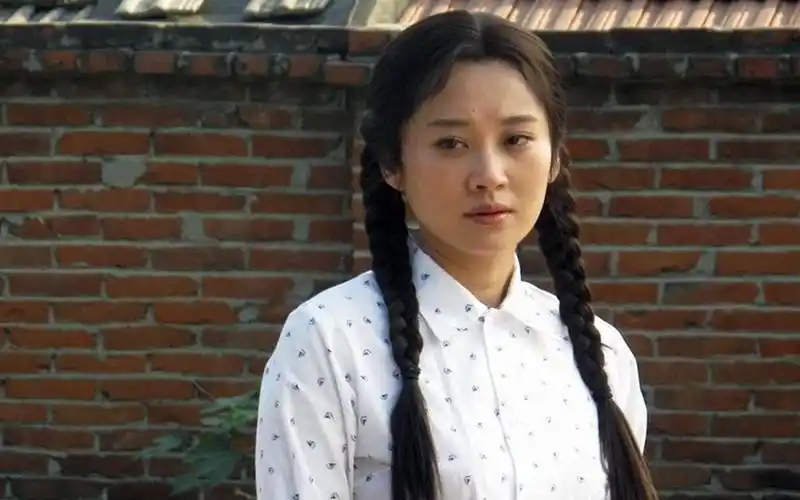 许晴:她可以温柔端庄,也能甜美俏皮,身材与气质都是顶尖的