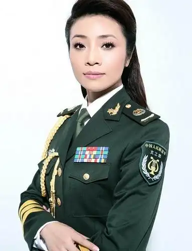 李丹阳开车无师自通:有车的感觉像在飞(组图)