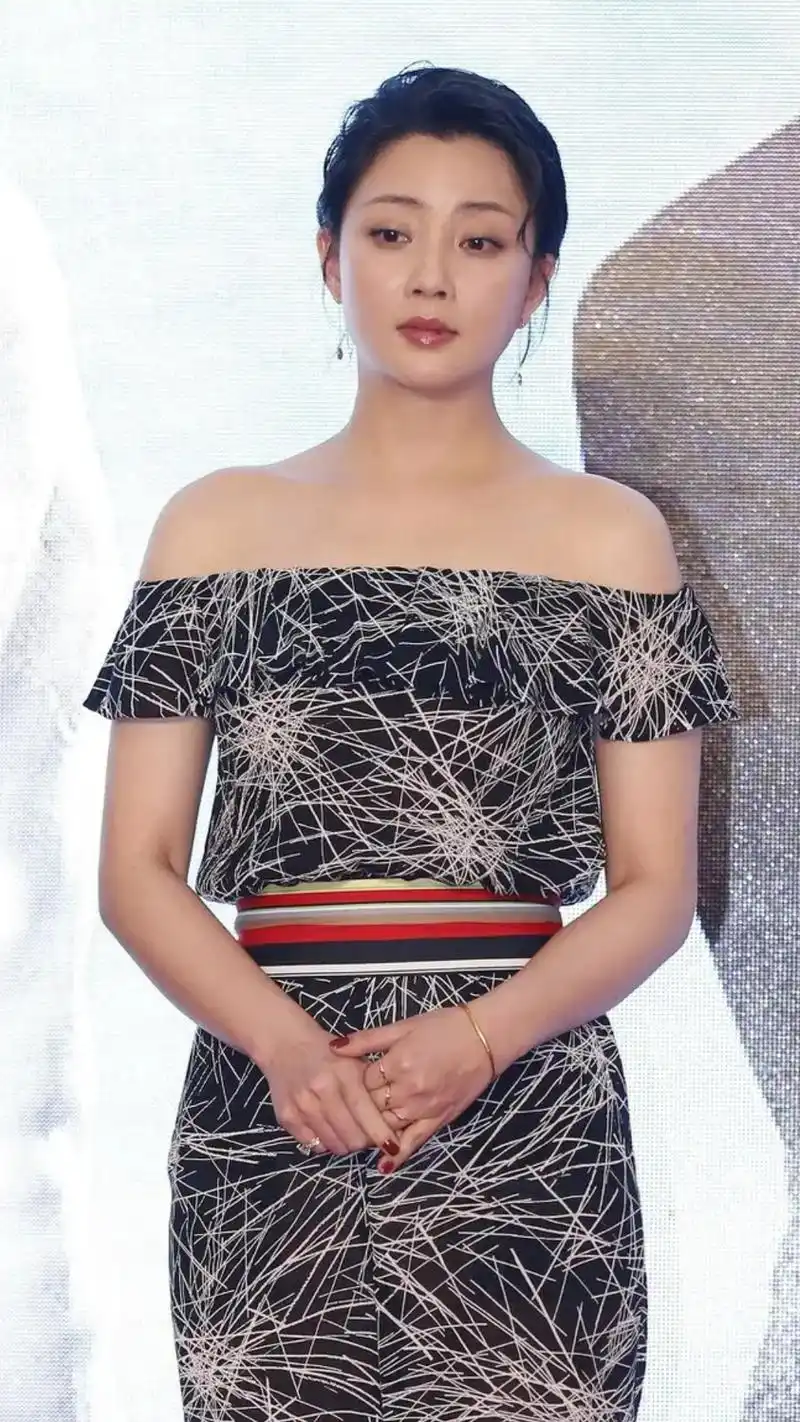 明星图集――殷桃