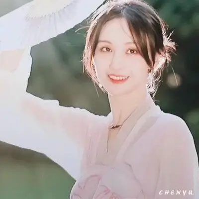 郑爽头像. 拿图点赞收藏 二传标注.