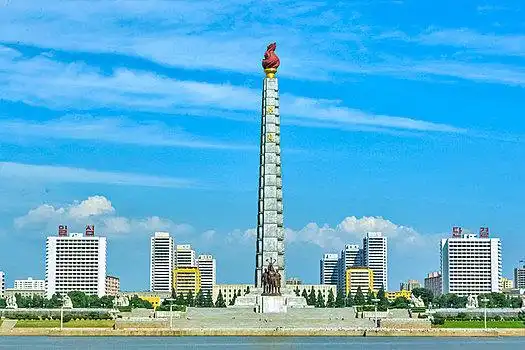 平壤羊角岛国际影院朝鲜平壤城市建筑景观朝鲜的火车站历史,拱门,地标