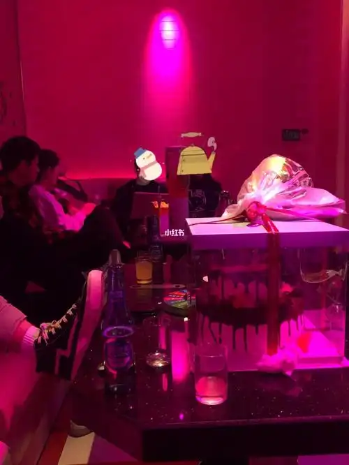 ktv卷王_ktv_唱歌_娱乐_音乐_音乐现场/mv