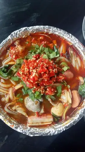 来香缘过桥米线(锡纸花甲粉)