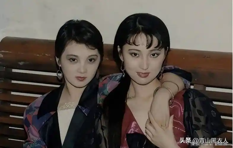 当时在拍摄完《红楼梦》之后,陈晓旭就和毕彦君步入了婚姻的殿堂,可