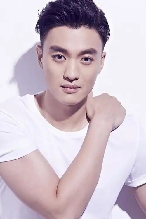 周一围档期咨询,出席活动及广告代言业务洽谈