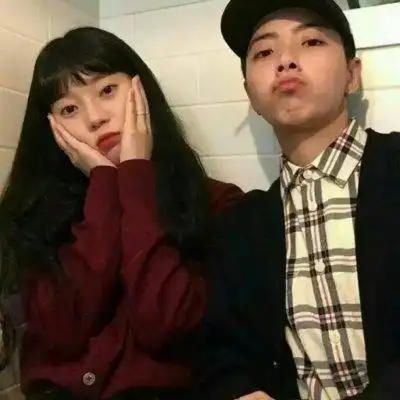 微信可爱情侣头像一对恩爱的小两口