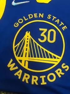 nba au球员版 6号詹姆斯  30号库里 au球员版 闲