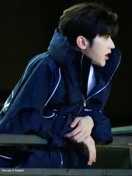 帅哥的本质就是小可爱哇    #蔡徐坤#ride or die至死不渝-蔡徐坤