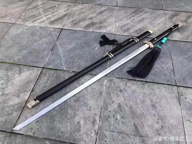 鉴赏,双手唐横刀