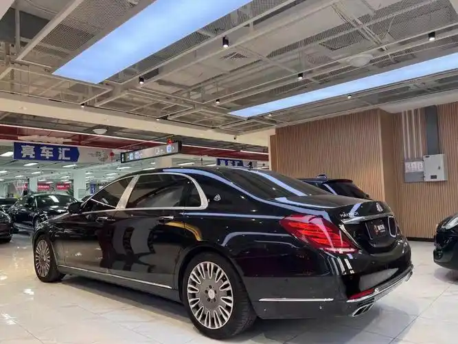 17年车库长大 s400迈巴赫