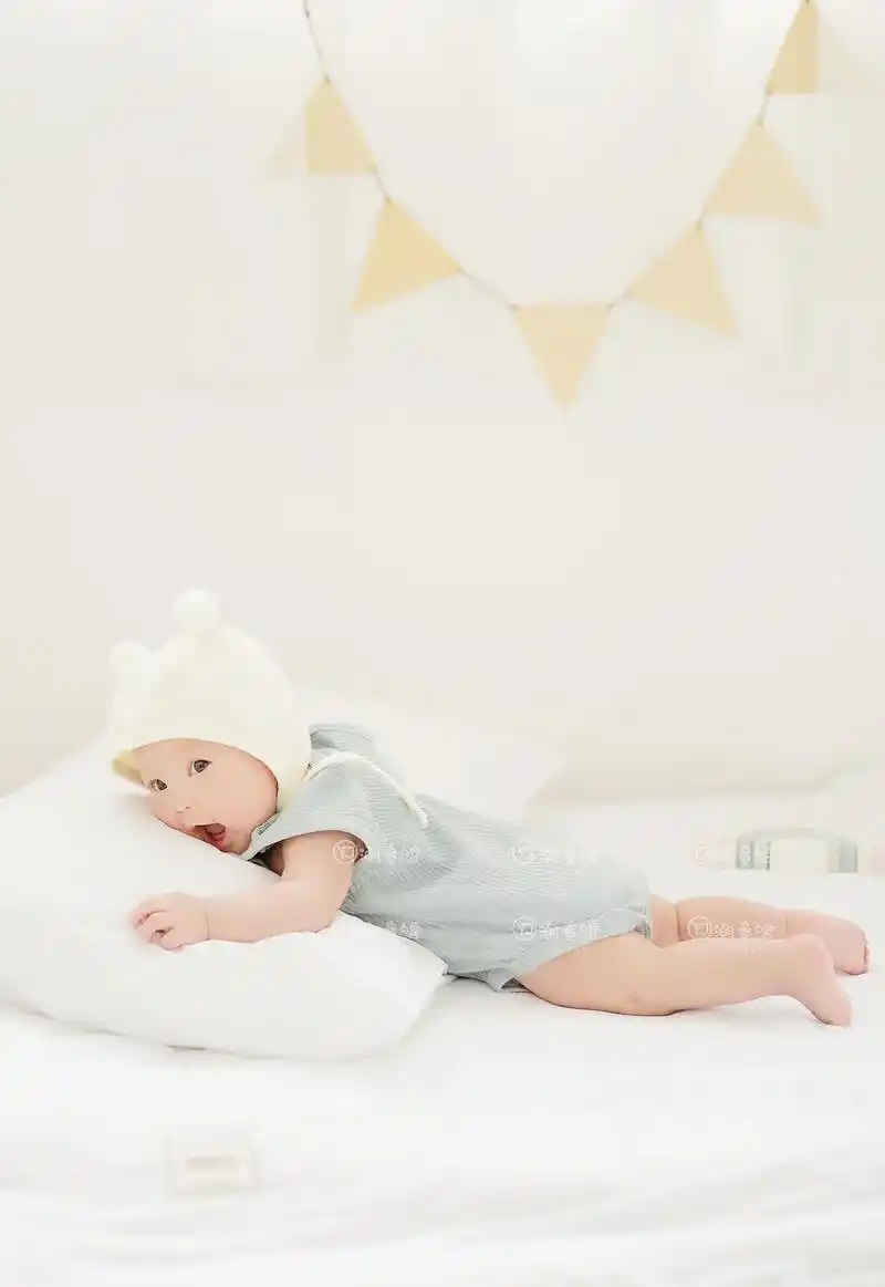 软萌萌的百天照