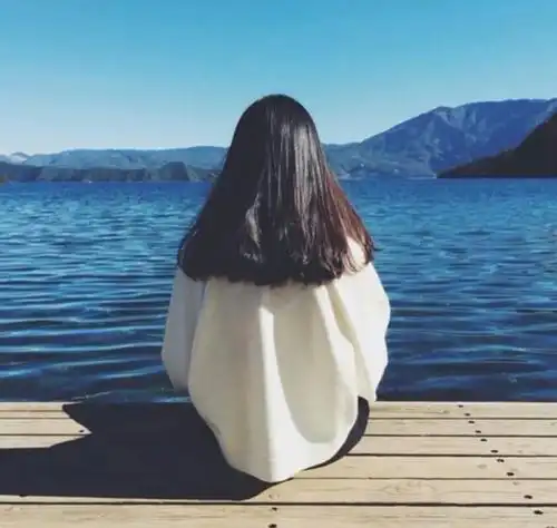 心里住着一个人头像