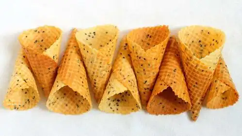 冰淇淋脆皮蛋筒鸡蛋卷无黄油不打发材料简单好操作