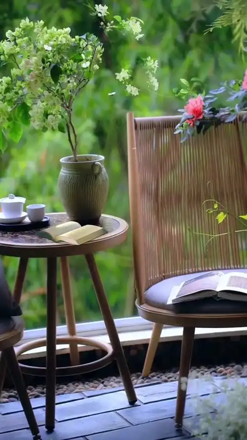 一茶一书一知己, 一朝一暮一人生; 至善至美至清雅, 不负岁月不负卿.