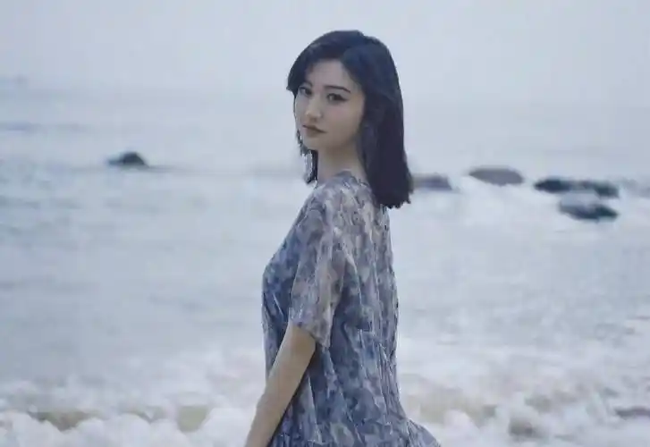 都在深扒景甜的"私密照",这样对待无辜的女孩,你们是疯了吗?