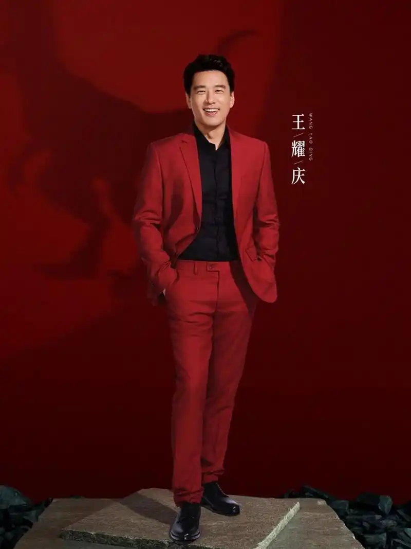 《披荆斩棘的哥哥》第3季开始播了,王耀庆成了节目组的第一个采访