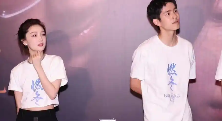 瓜众们应该还记得,刘昊然跟周冬雨那部电影在宣传期的时候,两人几乎没