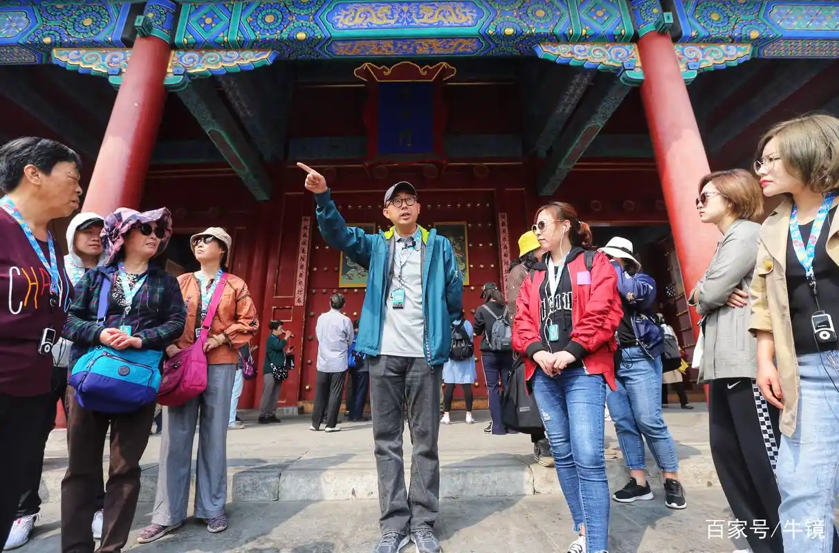 网红导游连故宫厕所的故事都知道 新西兰粉丝打飞的听他解说!