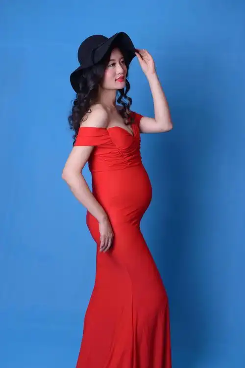 各位宝妈都来晒晒孕期照片吧.留念一生中肚子最大的时候