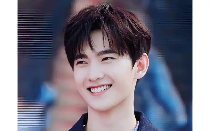 星河璀璨都不及你笑容# 杨洋