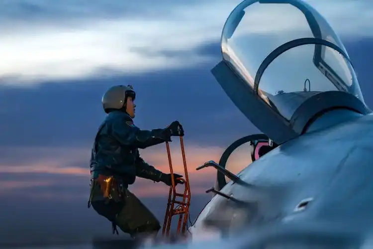 能把中国空军拍成这样给摄影师点个赞