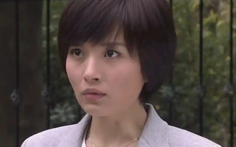 青春不言败-老板为了赶工期,亲自上阵开重卡,真让人佩服!